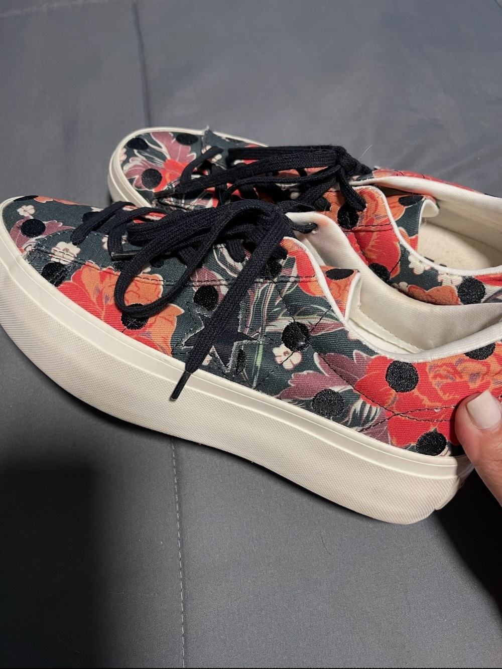 Converse Floral Low-Top Sneakers in Black and Red